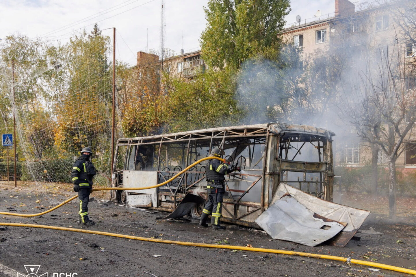 Press service of the State Emergency Service of Ukraine in Donetsk region/Handout via REUTERS