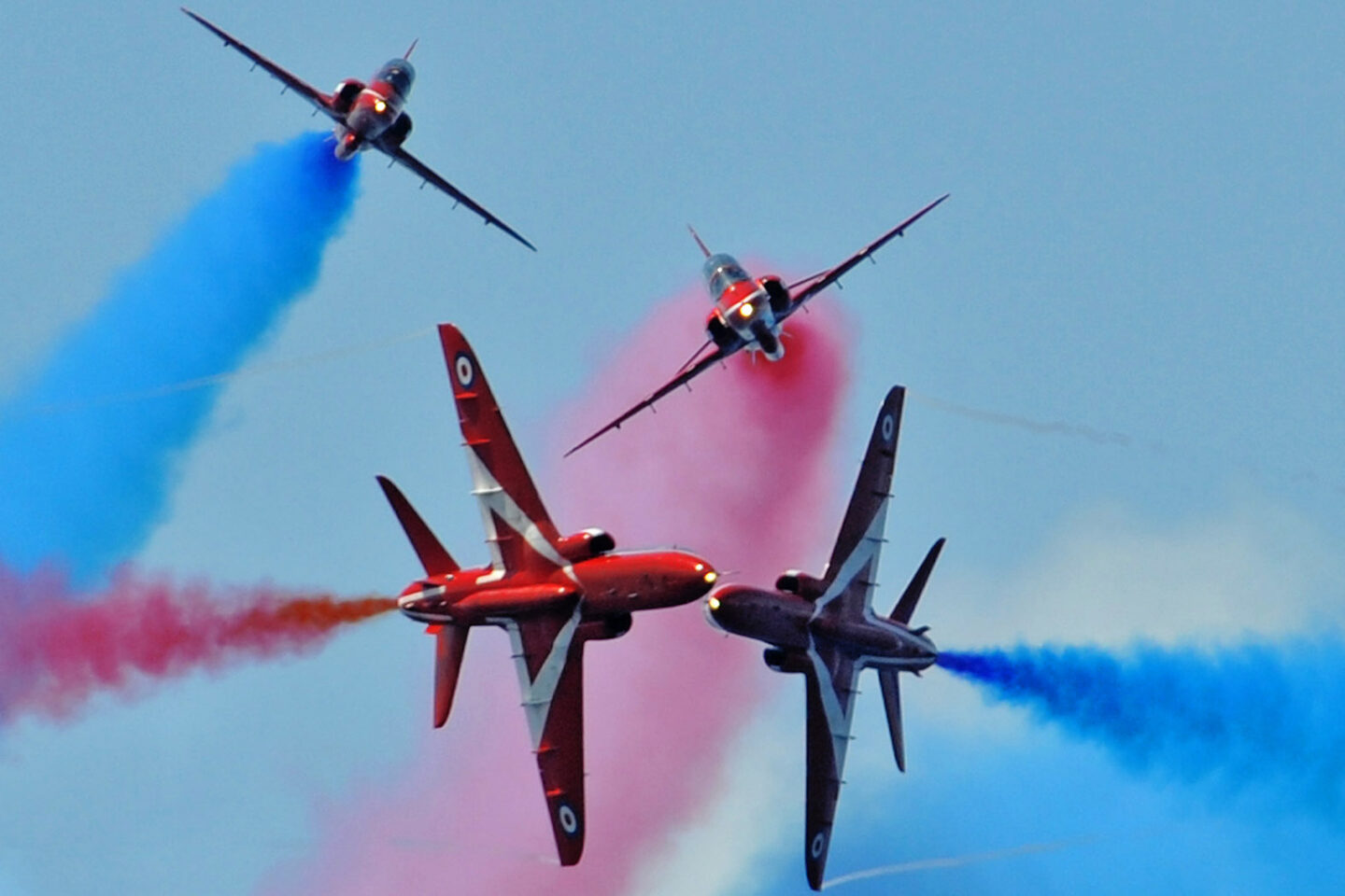 Red Arrows: Τελειοποιώντας το σώου τους στην Τανάγρα – ΒΙΝΤΕΟ