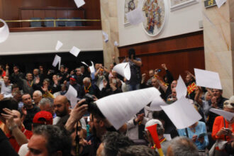Σκόπια: Προειδοποίηση Μόσχας για τα “προσχεδιασμένα επεισόδια” στην ΠΓΔΜ
