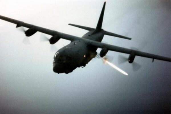 AC-130: Αυτό είναι το όπλο που φοβούνται περισσότερο οι τζιχαντιστές – BINTEO