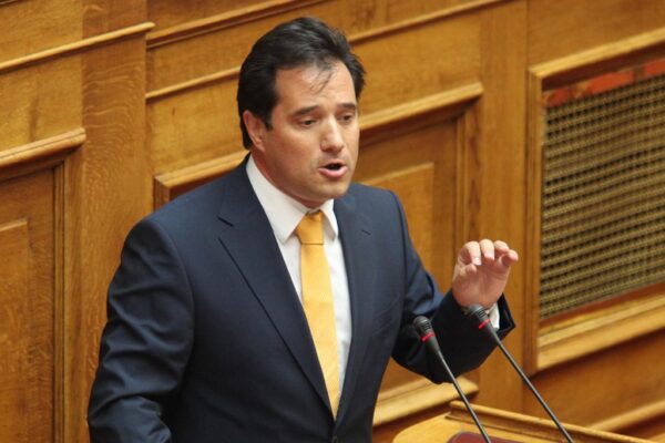 Άδωνης:«Λίστα επιβατών δεν εδόθη» για το ταξίδι του Πρωθυπουργού στο Παρίσι