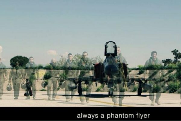 348 MTA: Αναστολή λειτουργίας – Απόσυρση RF-4E – ΒΙΝΤΕΟ