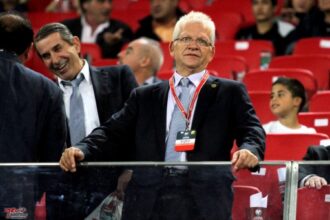 Με σκληρές εκφράσεις αποχώρησε ο Σαρρής από το τιμόνι της ΕΠΟ