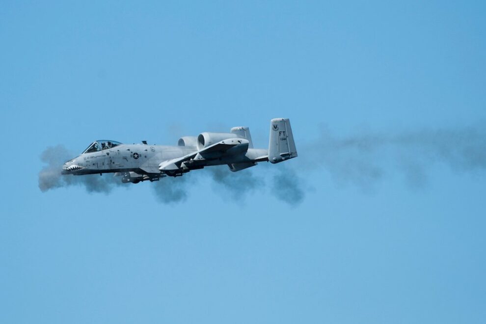 A-10 Thunderbolt “ισοπεδώνει” Ταλιμπάν! Απίστευτο βίντεο