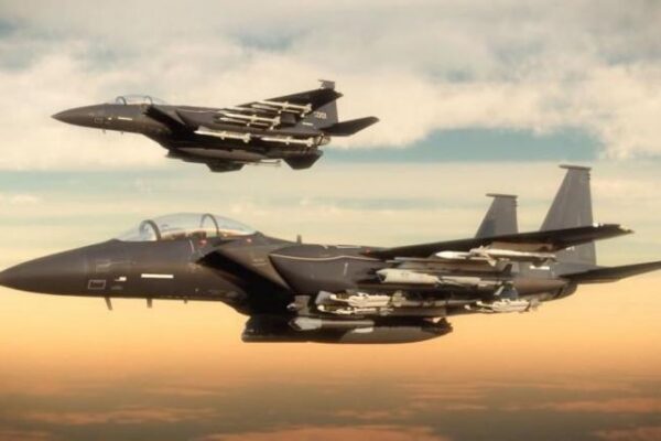F-15: Το αήττητο μαχητικό της Πολεμικής Αεροπορίας των ΗΠΑ – ΒΙΝΤΕΟ – ΦΩΤΟ