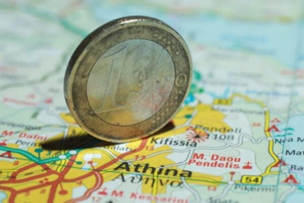 “Κακοί οικονομολόγοι και κακοί ψυχολόγοι, οδηγούν την Ελλάδα στη καταστροφή”.