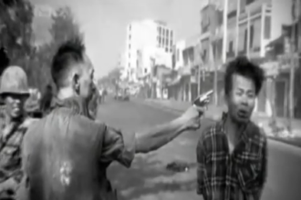 Τηλεοπτικό αφιέρωμα στο πόλεμο του Βιετνάμ.Βίντεο