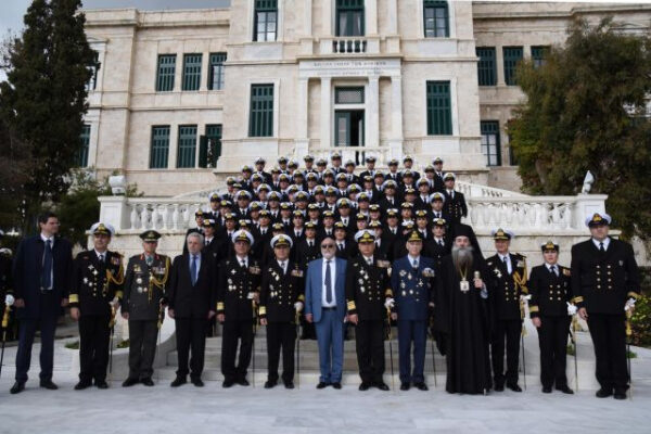Ορκίστηκαν 64 νέοι σημαιοφόροι του λιμενικού σώματος – ΦΩΤΟ