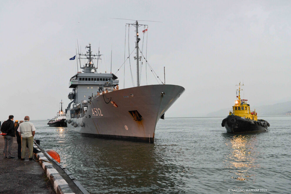 Επίσκεψη Αντιναρκικής Δύναμης NATO στον Πειραία