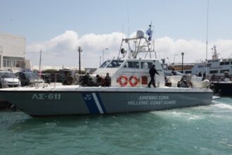 Αγαθονήσι: Διάσωση μεταναστών από κανονιοφόρο του ΠΝ