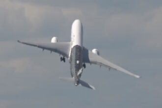 Farnborough 2016: Η απίστευτη κάθετη απογείωση του Airbus A350 – BINTEO