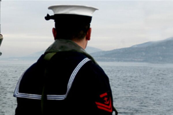Πως θα καταργήσουν τη θητεία! Ένας “υποψιασμένος” υποναύαρχος γράφει