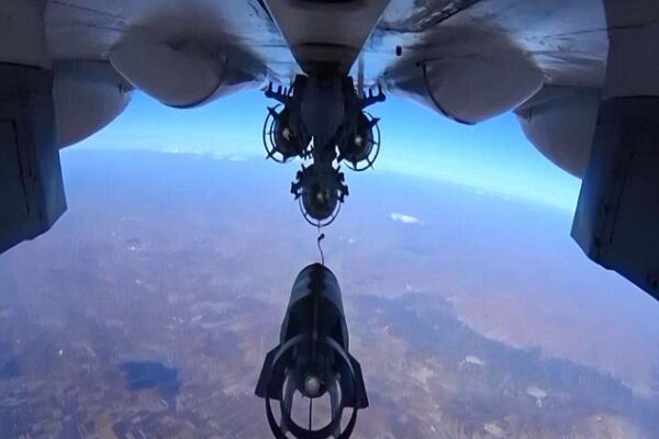 Η Ρωσία βομβαρδίζει τη Συρία – Δείτε πλάνα απο Go-Pro ρωσικού μαχητικού