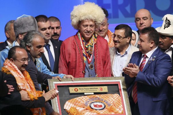 Ο “Σουλτάνος” Ερντογάν αντιμέτωπος μόνο με τον καιρό!