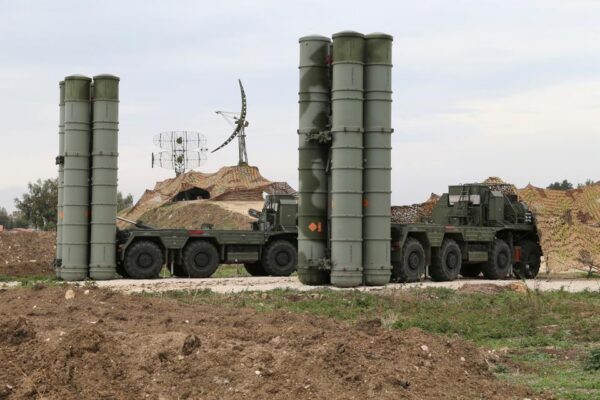 S-400: Έκλεισε η συμφωνία πώλησης του ρωσικού υπερόπλου στην Ινδία – ΒΙΝΤΕΟ