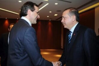 Ξεκίνησε η συνάντηση Σαμαρά-Ερντογάν