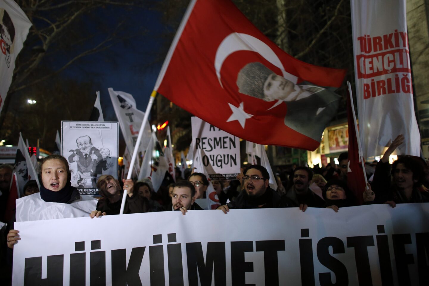 Τουρκία: Διαδηλώσεις κατά της κυβέρνησης Ερντογάν