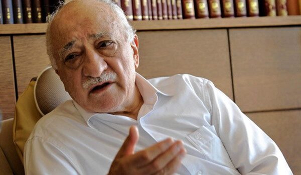 Γκιουλέν: Χειρότερος κι απο την χούντα ο Ερντογάν