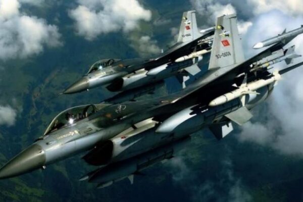 Μπαράζ παραβιάσεων – Τουρκικά F-16 πάνω απο τα Λέβιθα