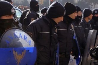 Τουρκία: Άρχισε η δίκη αστυνομικών που κατηγορούνται για τη δολοφονία διαδηλωτή