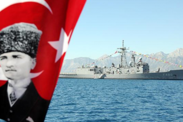 Τέσσερις φρεγάτες για “αντιαεροπορική άμυνα περιοχής” ναυπηγεί η Τουρκία