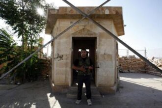 Κλείνουν οι πύλες της Τουρκίας στα σύνορα με Συρία