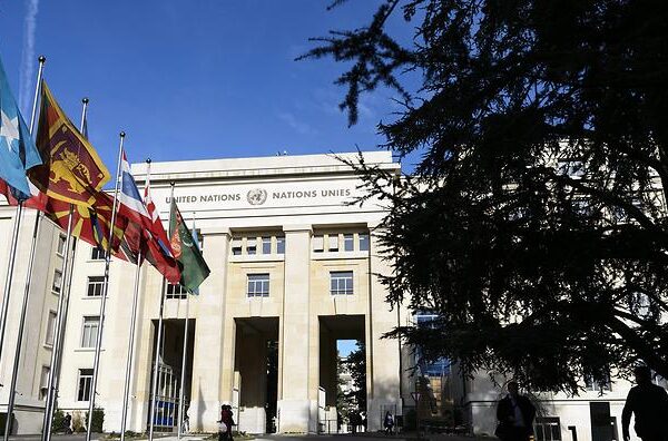 ΟΗΕ – Γενεύη: Οι συνομιλίες για τη Συρία υπονομεύθηκαν από τους αεροπορικούς βομβαρδισμούς