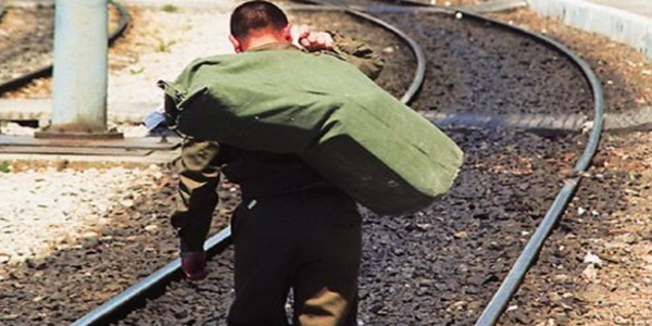 Πολλά λεφτά κοστίζουν οι μεταφορές νεοσυλλέκτων με ΚΤΕΛ