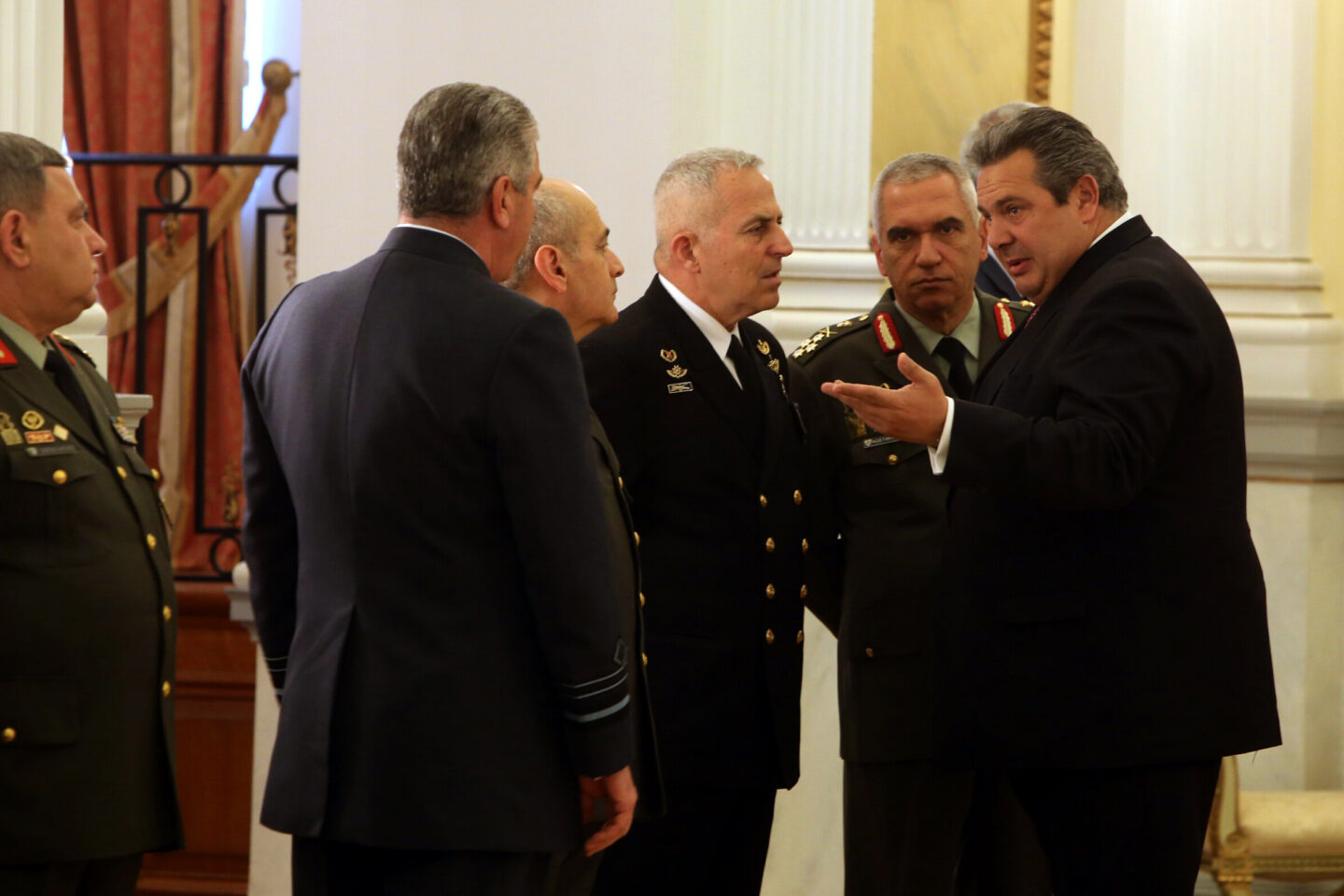 Καμμένος: “Είμαστε έτοιμοι να επαναφέρουμε τους μισθούς στο 2012 ακόμη κι αύριο”