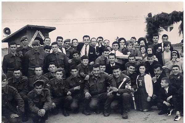 Πάσχα Ελλήνων στρατιωτικών! Φωτο άλλων εποχών, με δυσκολίες και ελπίδα
