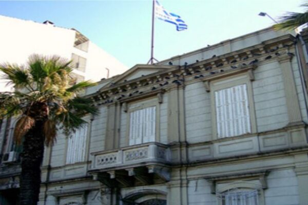 Ελληνικό μέγαρο κινδυνεύει να πέσει στην Τουρκία