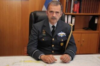 Γιατί προτίμησε να αποστρατευθεί ο πτέραρχος Πέτκος – Ποιος στήριξε Χριστοδούλου για ΑΤΑ