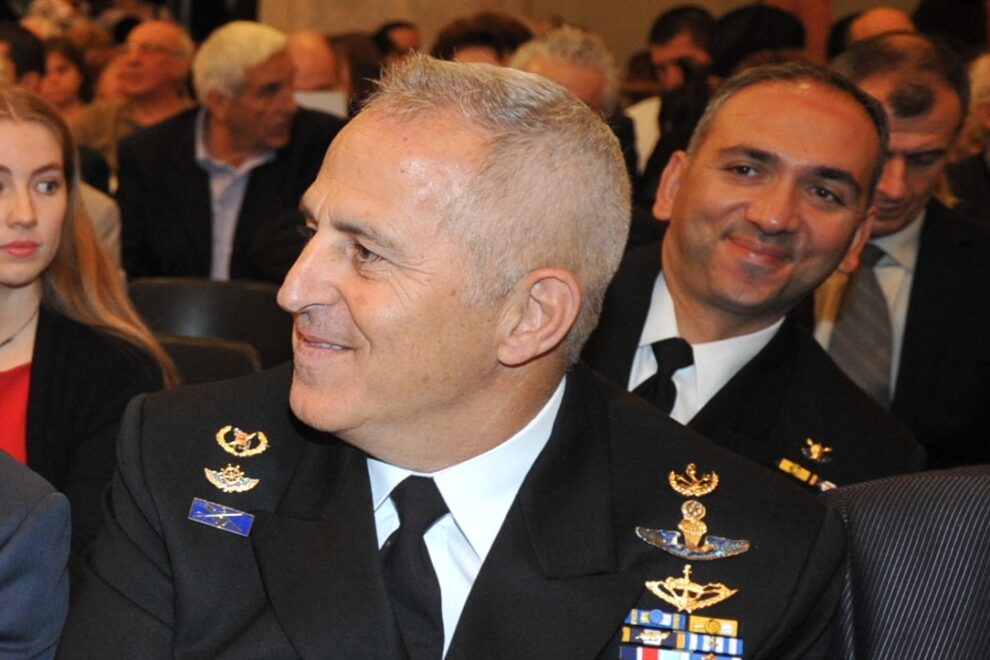 Στη Σιγκαπούρη ο Α/ΓΕΝ