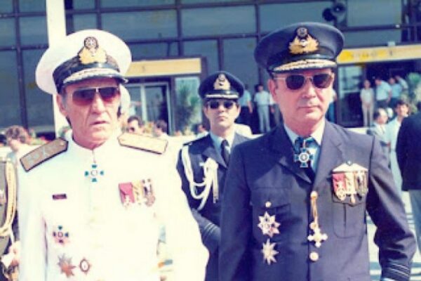 Ο Βασιλικόπουλος μιλά για την ΕΥΠ και τα “τραγελαφικά” της