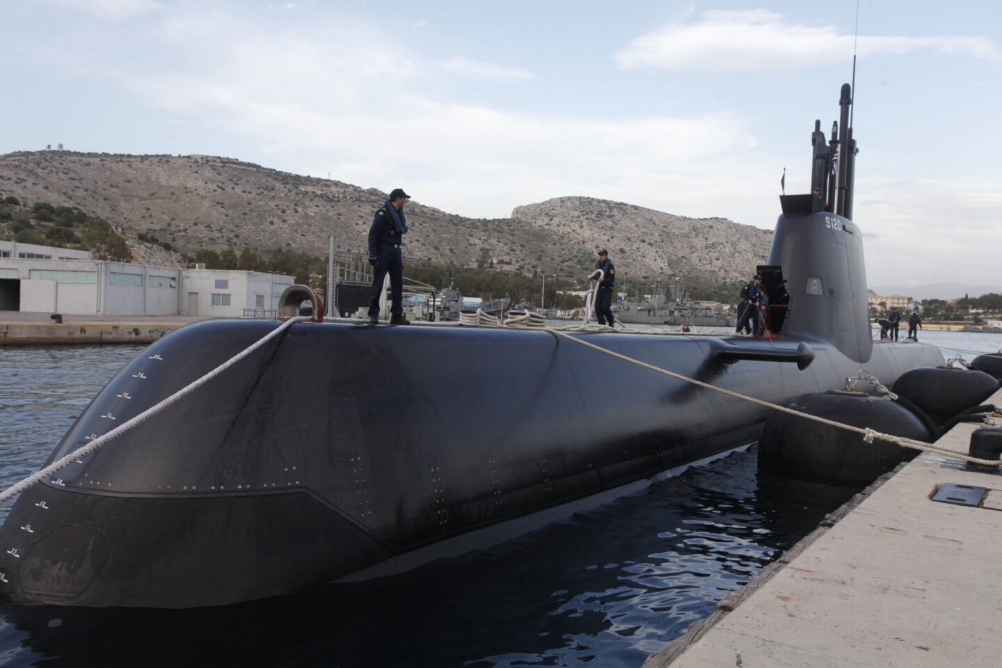 Εξώδικο Σάφα προς Αβραμόπουλο – Τώρα ζητάει να αναλάβουμε και την ασφάλεια των υποβρυχίων!
