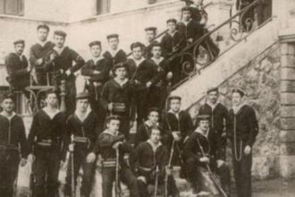 Η “εμφύλια ναυμαχία” στη Σαλαμίνα – 17 Οκτωβρίου 1909