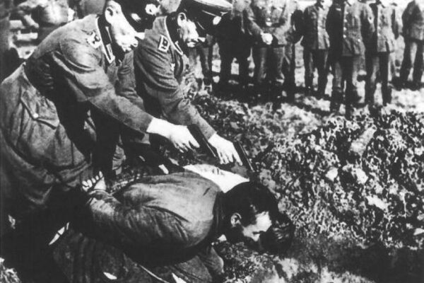 Σε δίκη στην Ελλάδα για “άρνηση εγκλημάτων του ναζισμού” παραπέμπεται Γερμανός ιστορικός