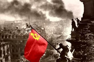 Ο “Κόκκινος Ίλαρχος” Μιχάλης Βαρδάνης μιλά για τον “αντικομμουνισμό” – Επίκαιρο