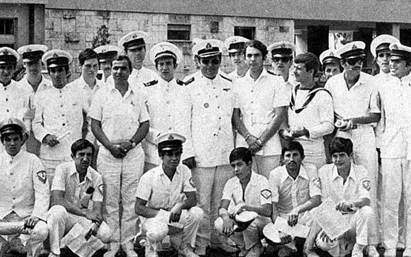 Λίβελος κατά του Νίκου Παππά – Απίστευτες ύβρεις από απόστρατους νοσταλγούς της χούντας