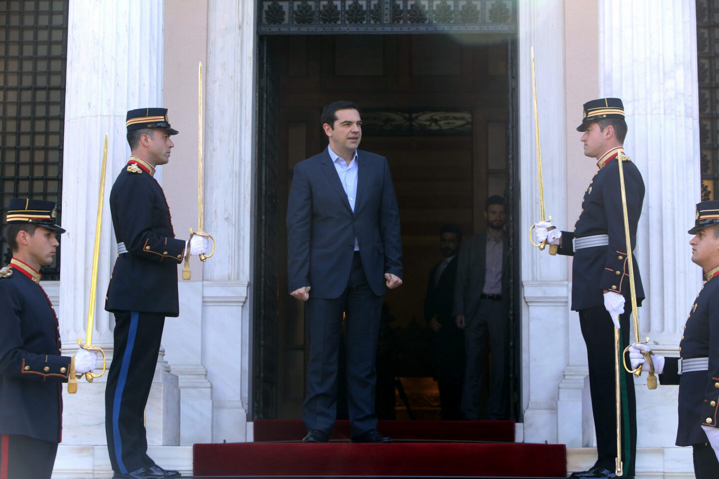 Ο Τσίπρας δεν βρήκε ούτε έναν Αρχηγό στο ΥΠΕΘΑ! Ποιος τον ενημέρωσε