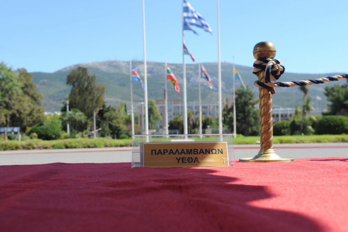 Στρατιωτικοί προς κόμματα και Πολιτεία: “Τι μας οφείλετε και όλο τα ξεχνάτε”!