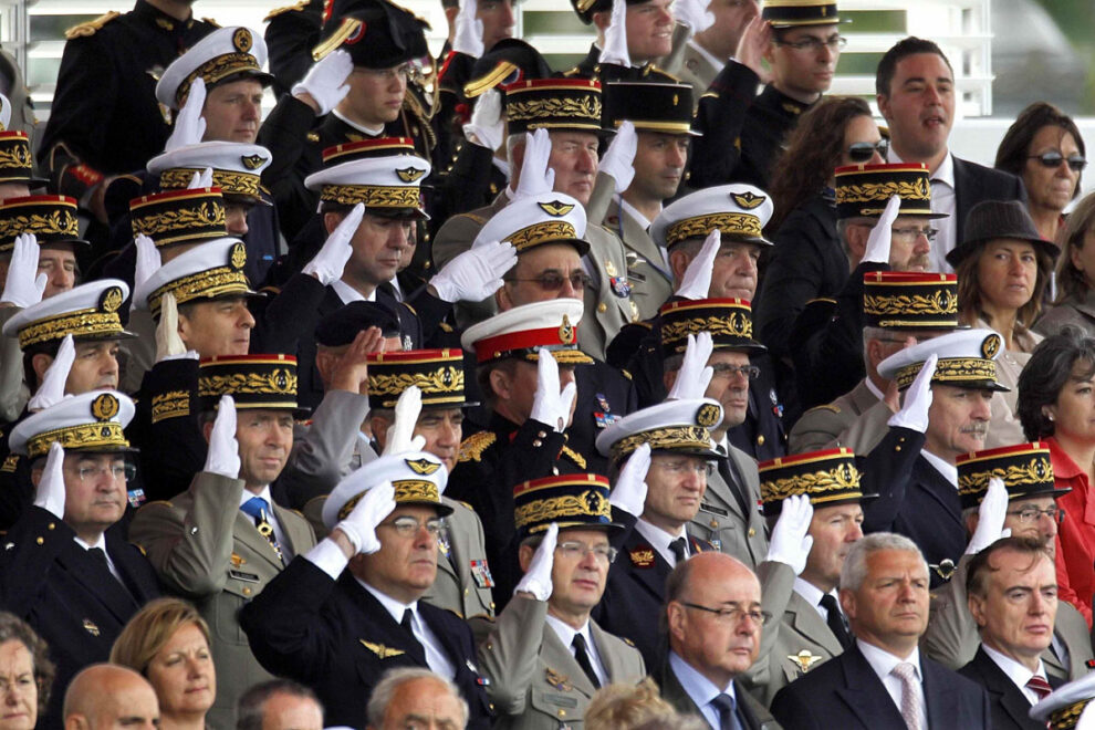 Γαλλία: άγριες περικοπές το 2014