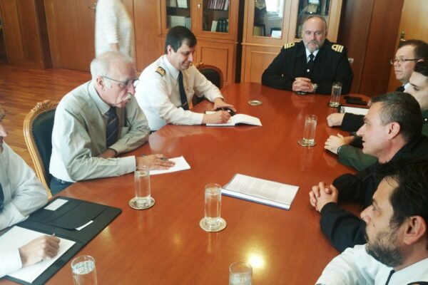 Έτοιμος ο νόμος για τα στρατιωτικά “σωματεία”! Συνάντηση στρατιωτικών με τον Βίτσα
