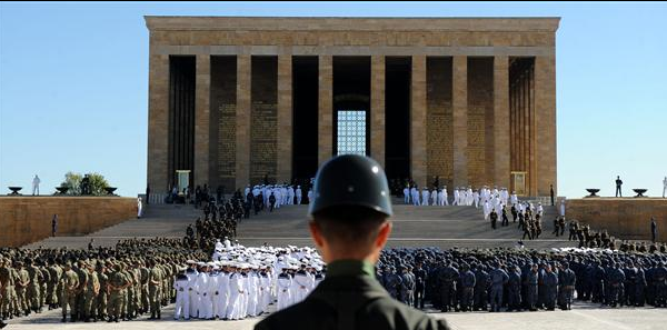 Το 40% των Τούρκων φοβάται πραξικόπημα!