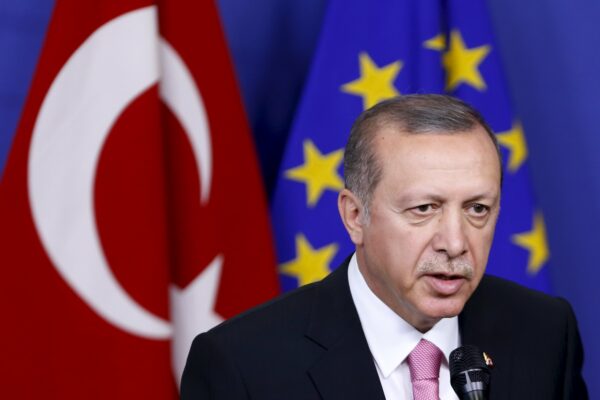 ΤΟΥΡΚΙΑ ΕΚΛΟΓΕΣ: “Ο Ερντογάν μας οδηγεί προς τη συντέλεια”! Άρθρο Τούρκου καθηγητή