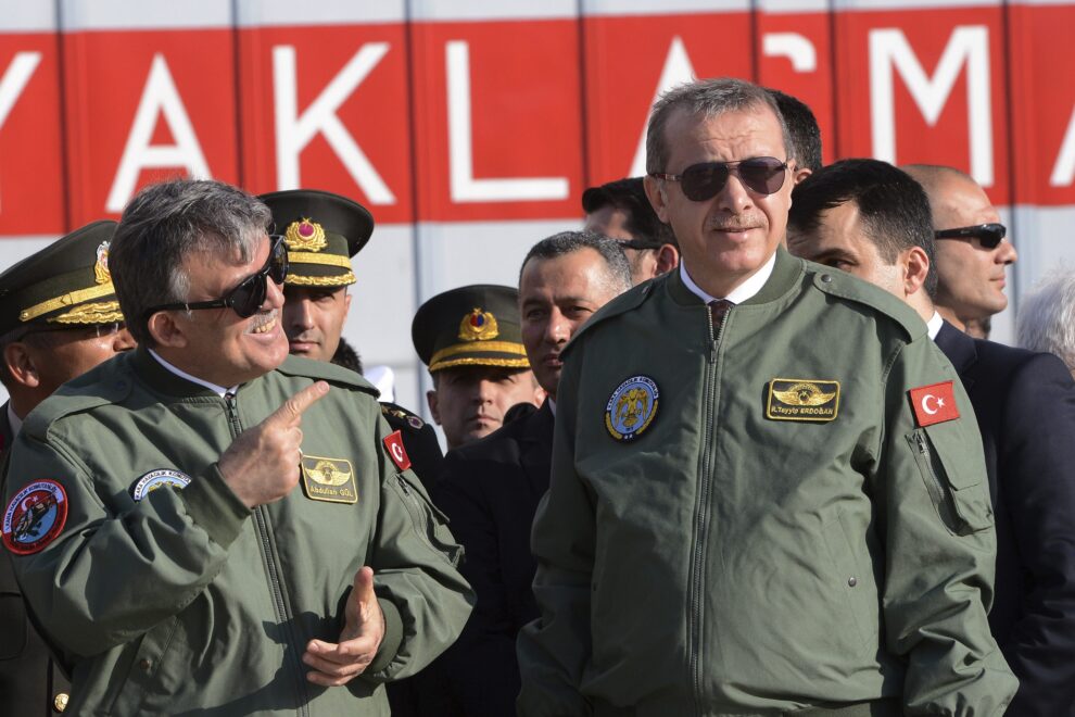ΓΚΙΟΥΛ: “Μάθαμε από την Κύπρο το 1974 γιατί πρέπει να φτιάχνουμε μόνοι τα όπλα μας”
