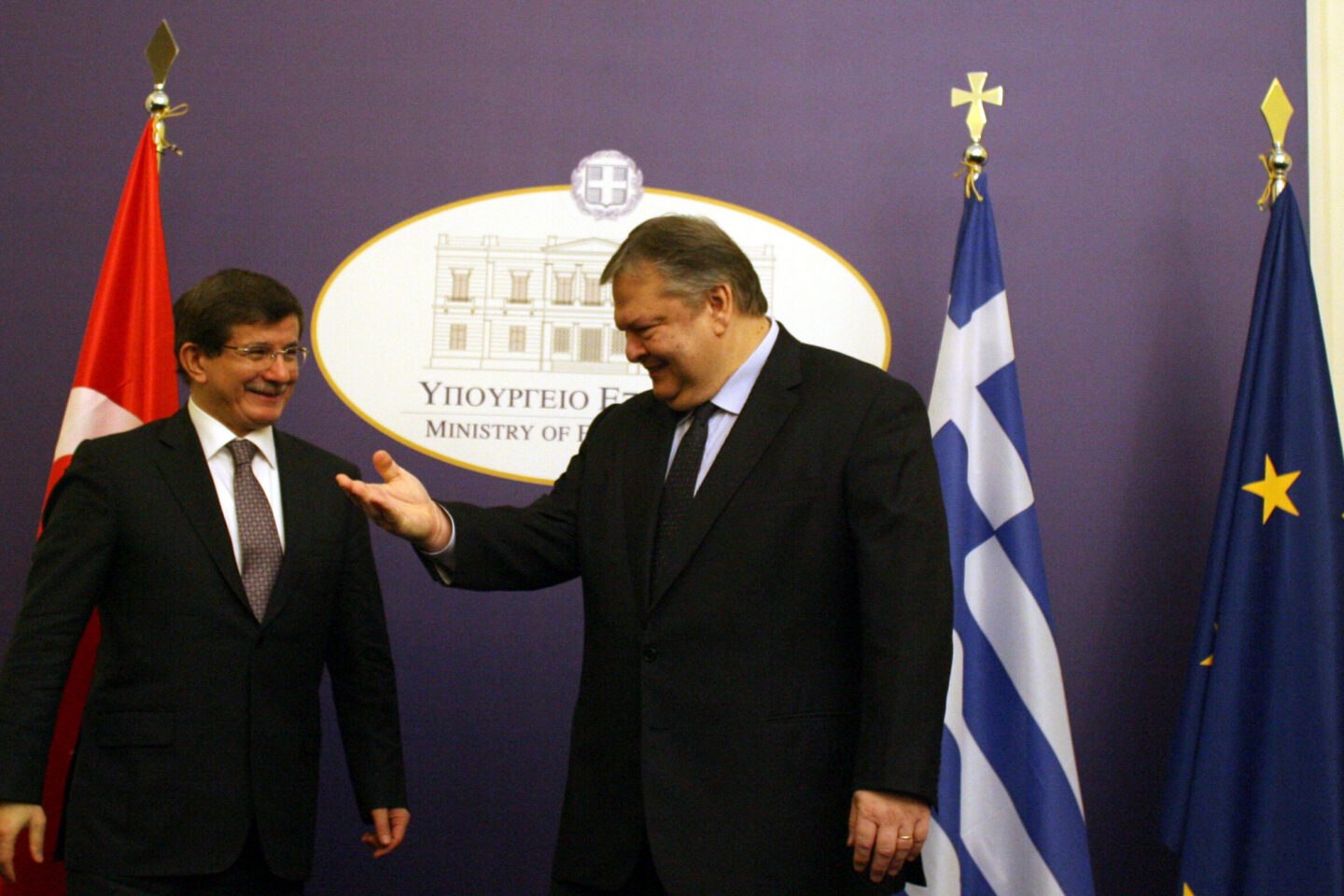 Απόπειρα δολοφονίας Νταβούτογλου στην Αθήνα “ανακάλυψαν” οι Τούρκοι