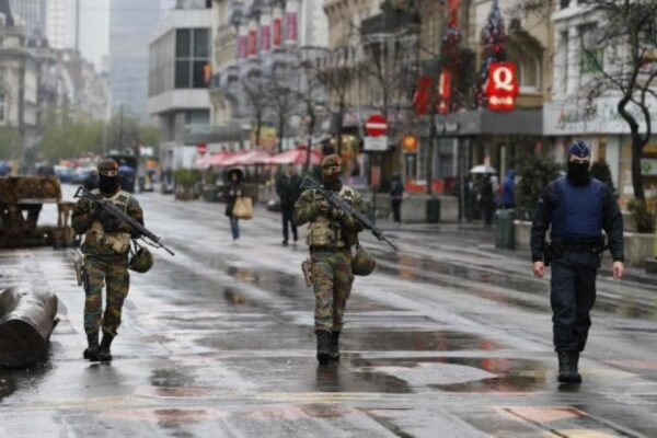 Στρατοκρατούμενη Ευρώπη! Και στο Βέλγιο ο στρατός βγήκε στους δρόμους!