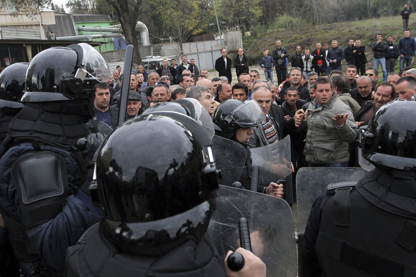Αλβανία: Πογκρόμ τρομοκρατίας και κατά Ελλήνων ετοίμαζαν “εθνικιστές” – Επτά συλλήψεις
