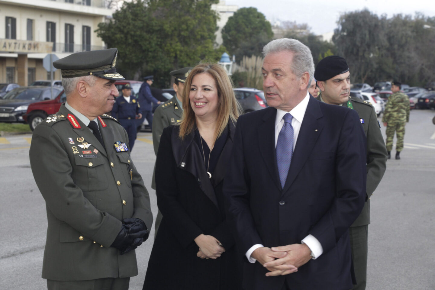 Ανασχηματισμός: Μένει και η Γεννηματά στο ΥΠΕΘΑ – Ερώτημα ο ΥΦΕΘΑ Δαβάκης